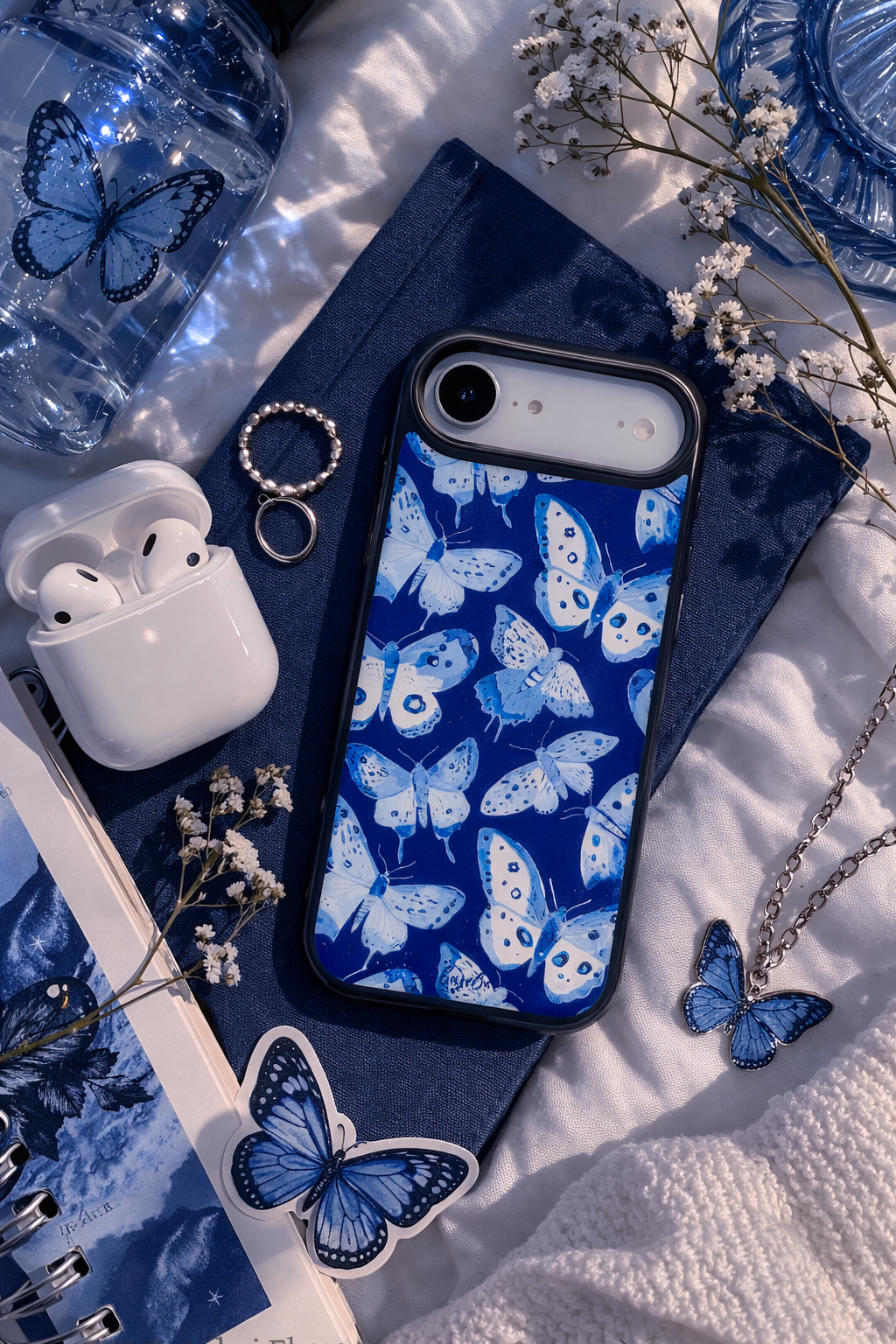Midnight Flutter MagSafe Phone Case
